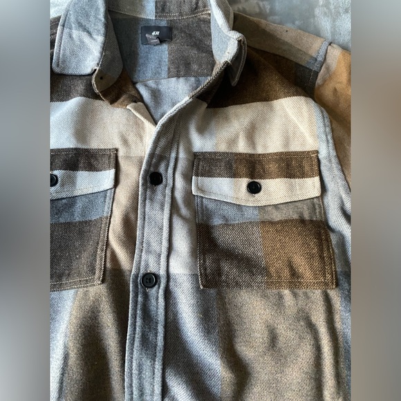 NWOT H&M Men’s Flannel Size M - Picture 4 of 7